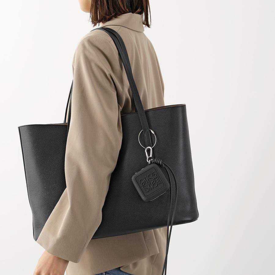 LOEWE ロエベ コインケース MOLDED COIN CASE モールド LOEWE ロエベ コインケース MOLDED COIN CASE モールド