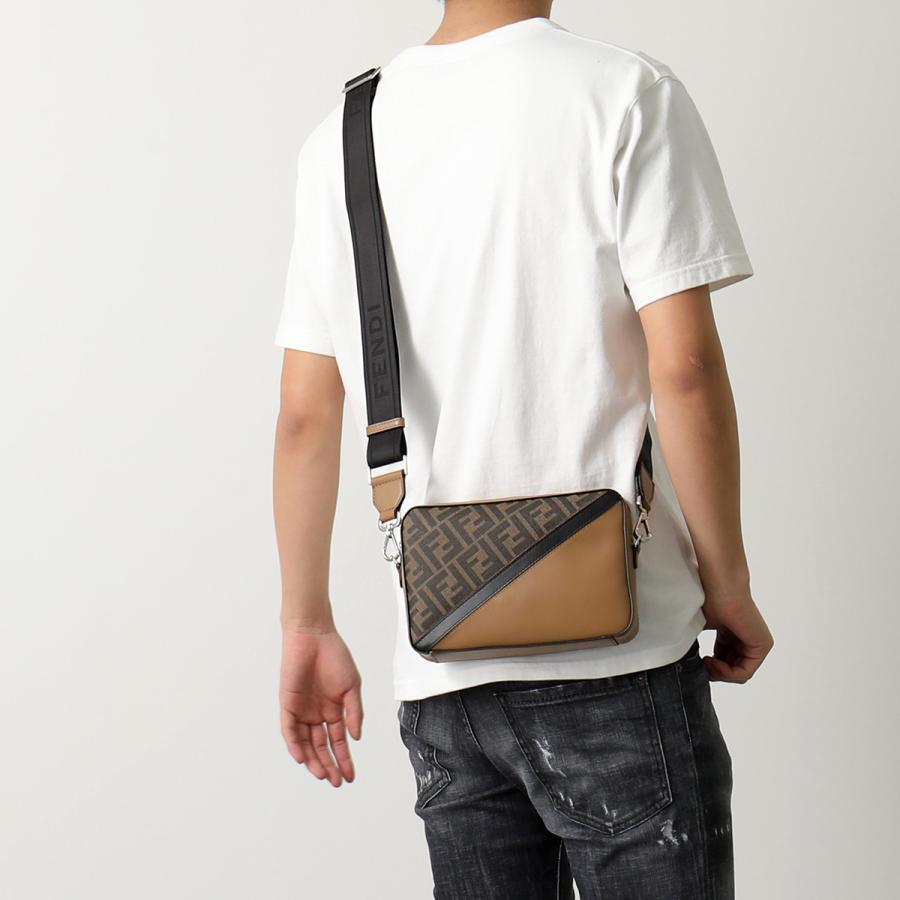 FENDI フェンディ ショルダーバッグ CAMERA CASE MEDIUM カメラ FENDI フェンディ ショルダーバッグ CAMERA CASE MEDIUM カメラ