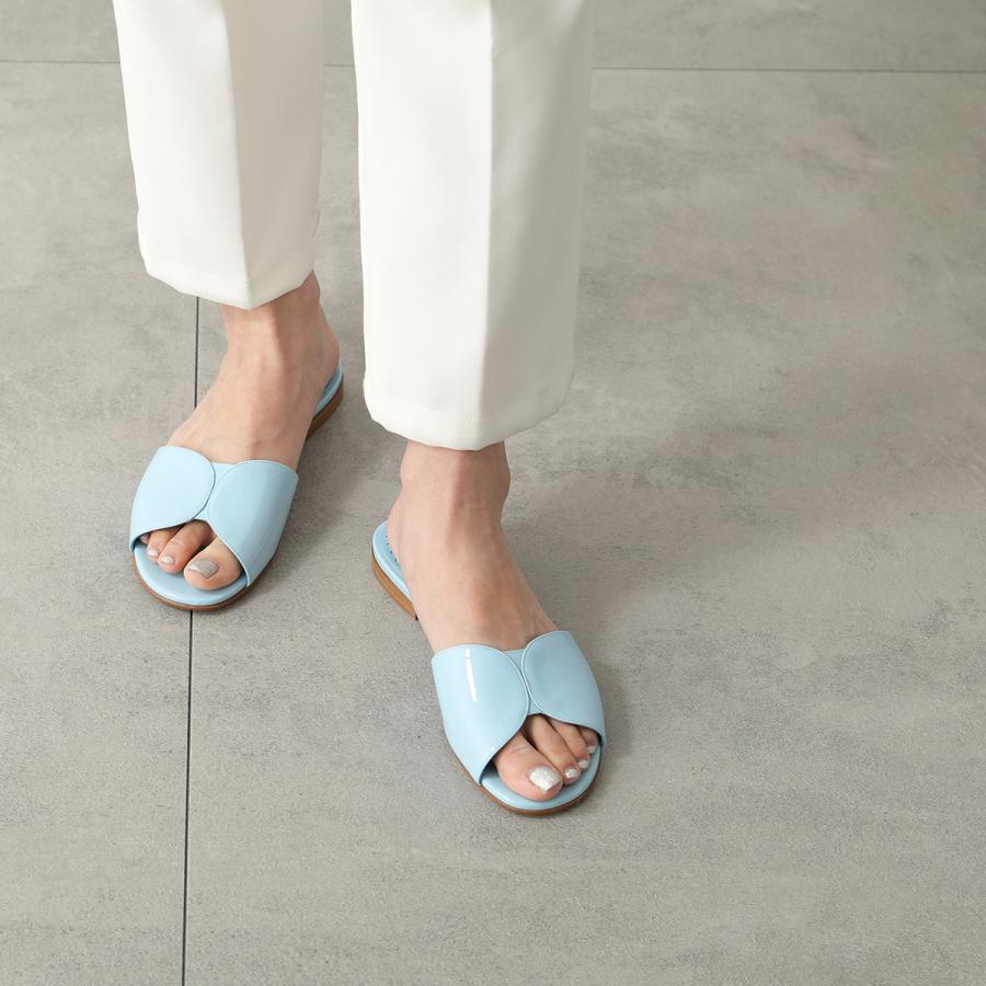 MANOLO BLAHNIK（マノロブラニク） ミュール HOURAMUFLAT 010 123 2191