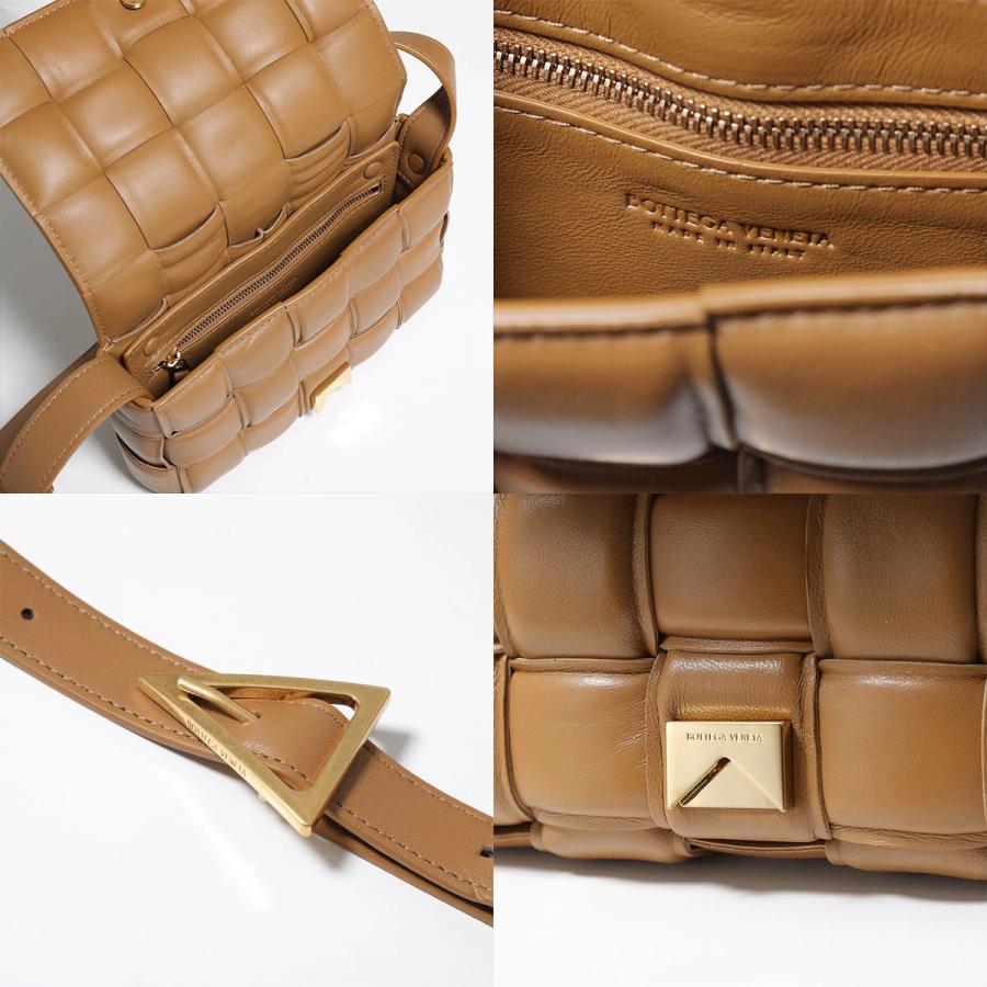 BOTTEGA VENETA（ボッテガ・ヴェネタ） ショルダーバッグ CASETTE