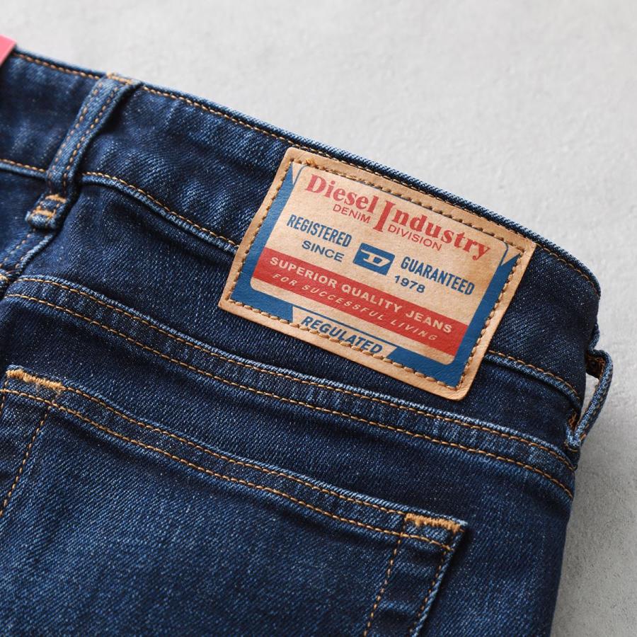 DIESEL（ディーゼル） ジーンズ 1969 D-EBBEY L.32 PANTALONI A03615 
