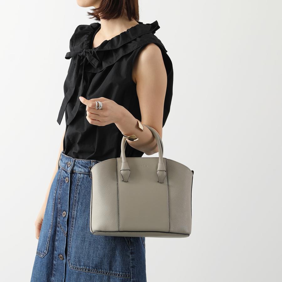 FURLA MIASTELLA L ドームバッグ⭐️セール⭐️ FURLA（フルラ） ハンドバッグ MIASTELLA M TOTE ミアステラ WB00727