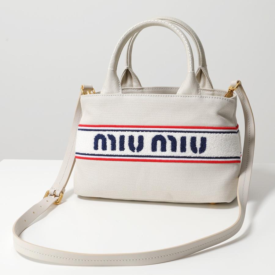 MIU MIU クリーム色 ハンドバッグ miu miu（ミュウミュウ） ショルダーバッグ マテラッセレザー