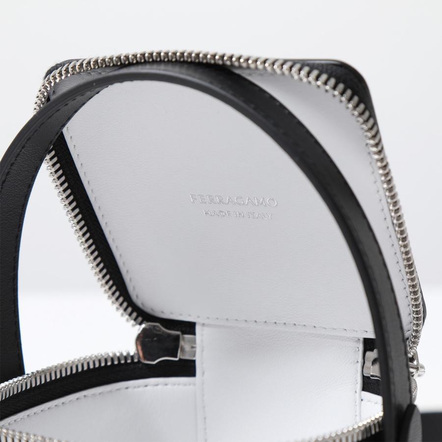 FERRAGAMO（フェラガモ） ショルダーバッグ 22 0481 レディース ミニ
