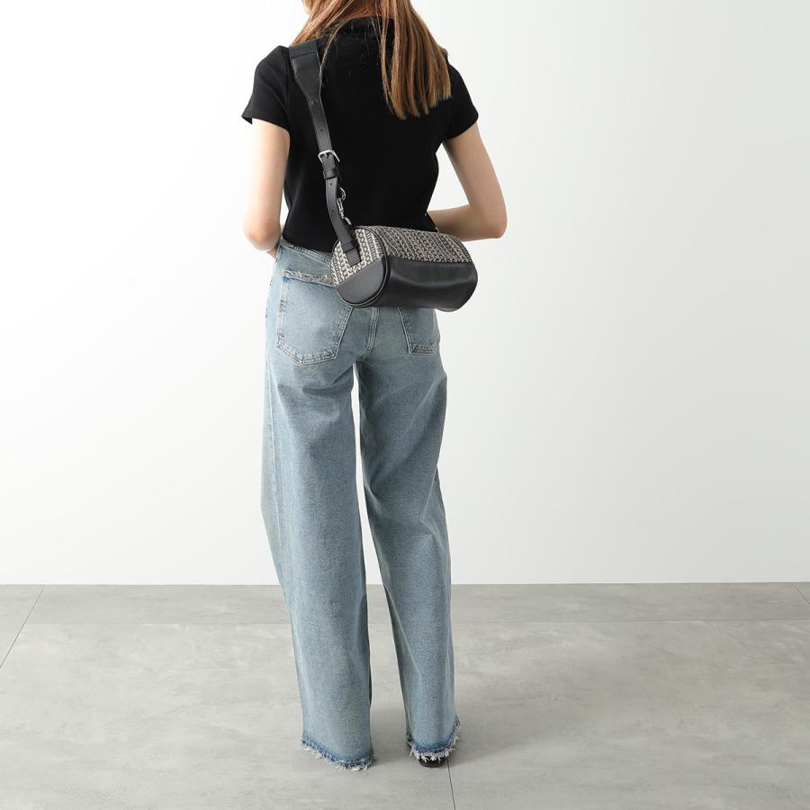 MARC JACOBS（マーク・ジェイコブス） ショルダーバッグ THE DUFFLE ザ