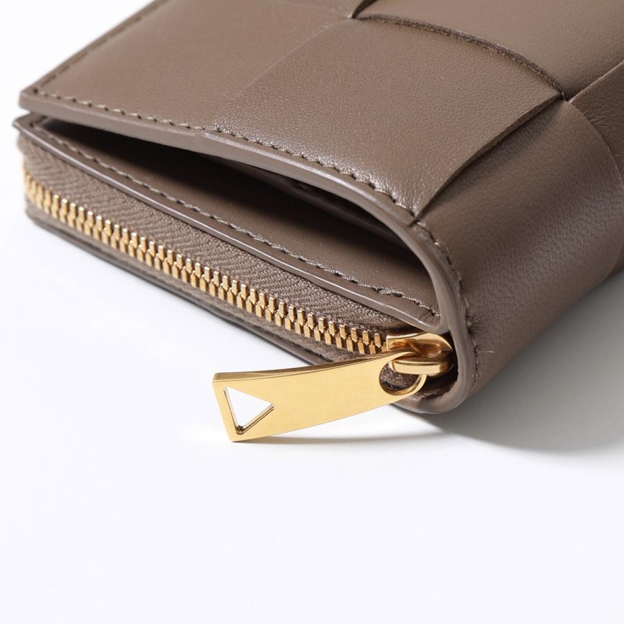 BOTTEGA VENETA（ボッテガ・ヴェネタ） 二つ折り財布 カセット 750253