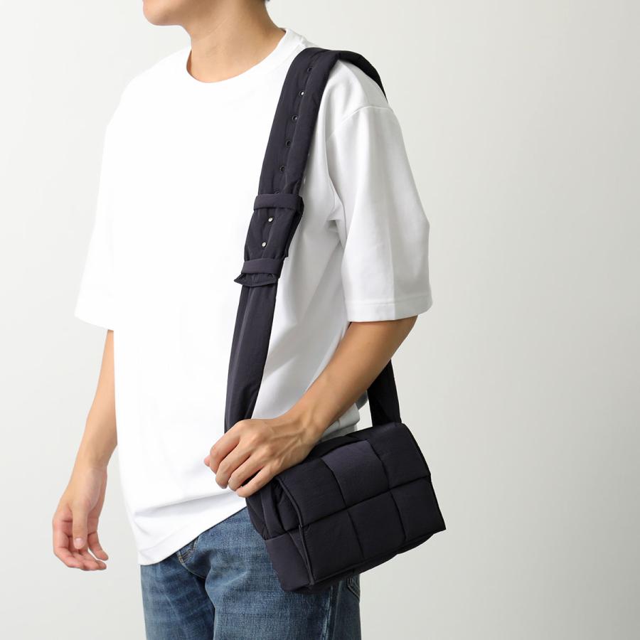 BOTTEGA VENETA ボッテガヴェネタ ショルダーバッグ パデッド BOTTEGA VENETA ボッテガヴェネタ ショルダーバッグ パデッド