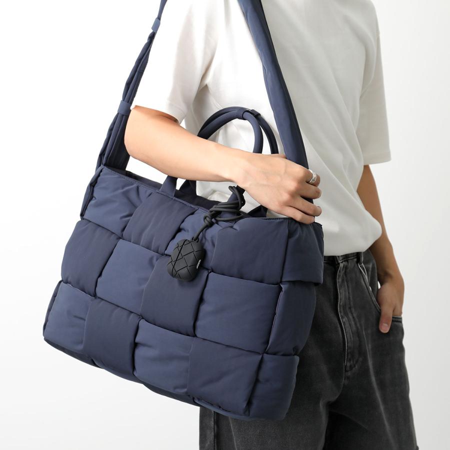 BOTTEGA VENETA ボッテガヴェネタ イヤフォンケース 691715 BOTTEGA VENETA ボッテガヴェネタ イヤフォンケース 691715