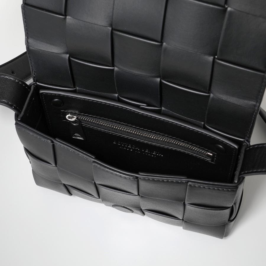 BOTTEGA VENETA ボッテガヴェネタ ショルダーバッグ カセット BOTTEGA VENETA ボッテガヴェネタ ショルダーバッグ カセット