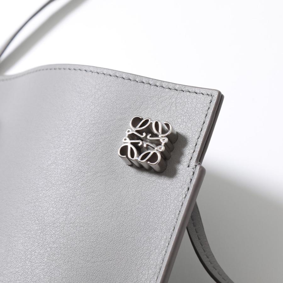 LOEWE ロエベ ショルダーバッグ DICE POKET ダイスポケット LOEWE ロエベ ショルダーバッグ DICE POKET ダイスポケット