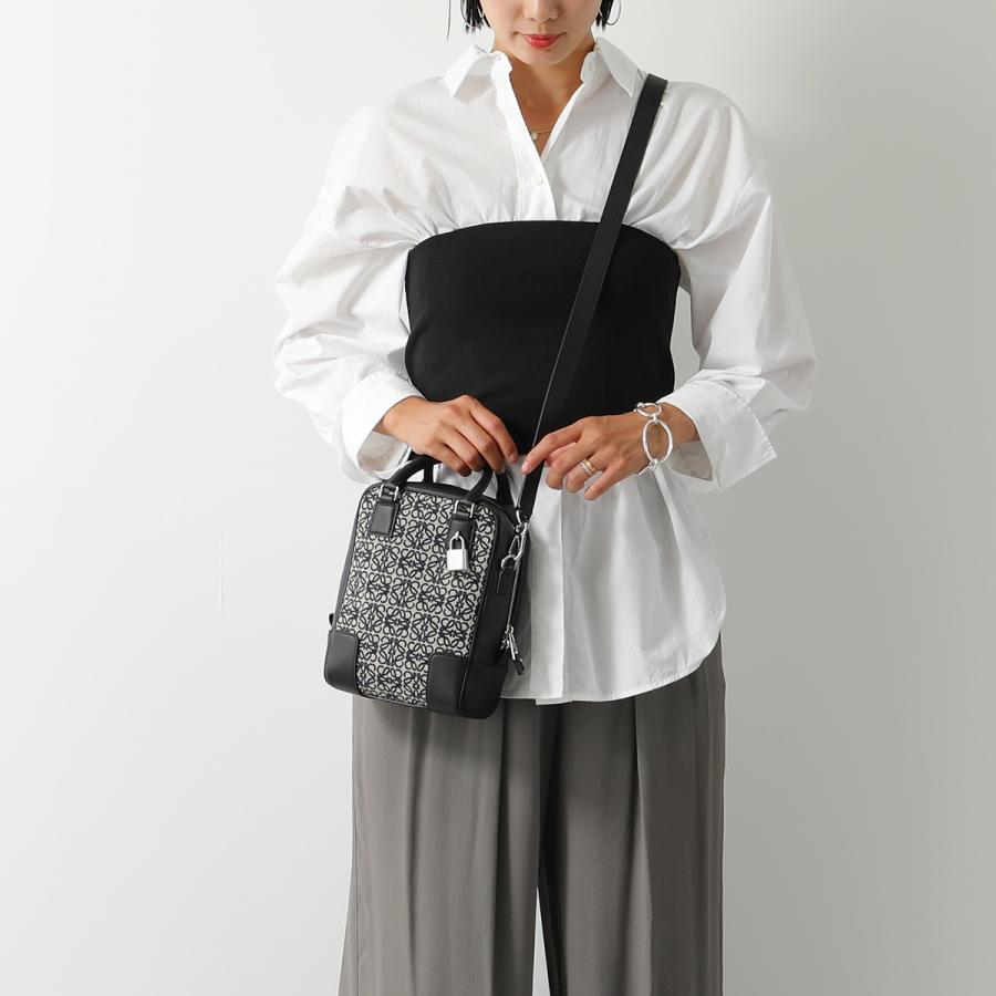 LOEWE ロエベ ショルダーバッグ AMAZONA 15 アマソナ B039L51X02 LOEWE ロエベ ショルダーバッグ AMAZONA 15 アマソナ B039L51X02