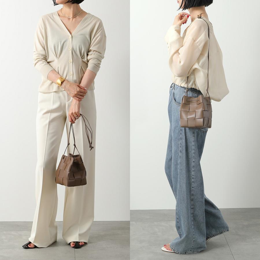 BOTTEGA VENETA（ボッテガ・ヴェネタ） ショルダーバッグ CASETTE