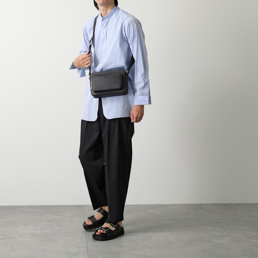 Valextra レポーター メンズショルダーバッグ ブラック Valextra（ヴァレクストラ） クロスボディバッグ REPORTER レポーター