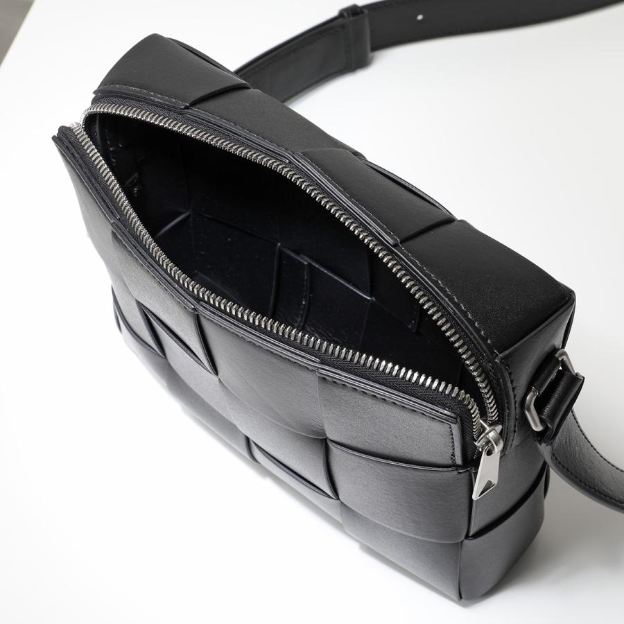 BOTTEGA VENETA ボッテガヴェネタ ショルダーバッグ CASSETTE BOTTEGA VENETA ボッテガヴェネタ ショルダーバッグ CASSETTE