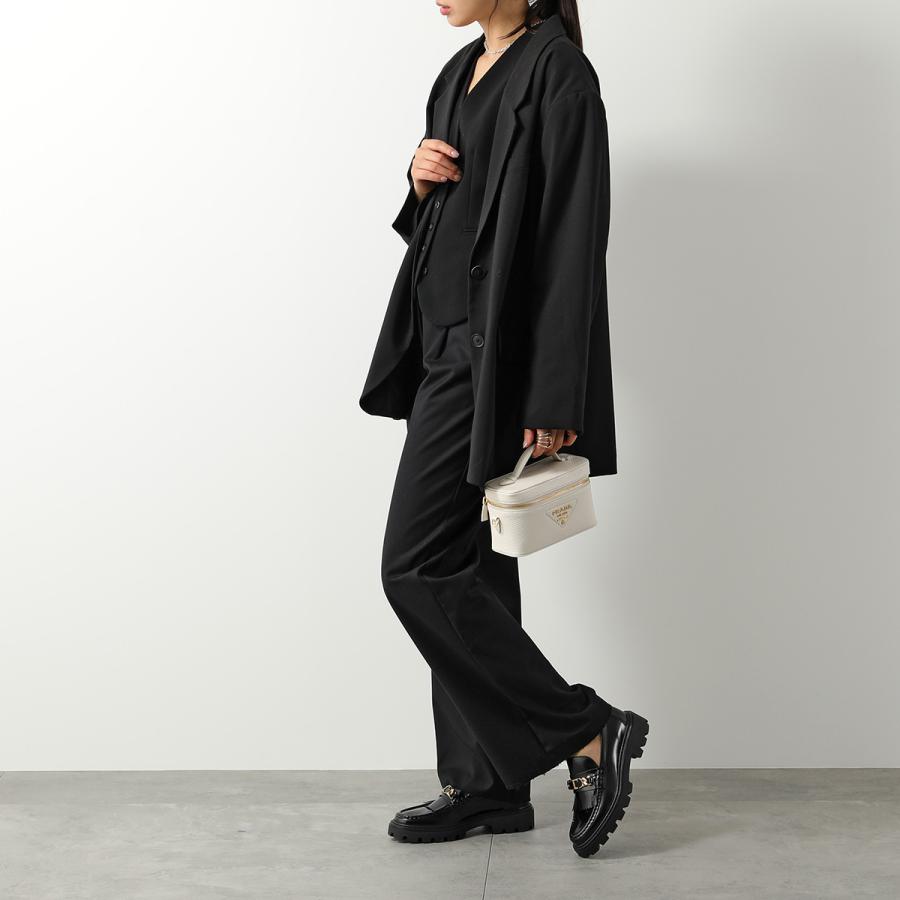 美品PRADA レザーミニバッグ　バニティ　ショルダー PRADA プラダ ショルダーバッグ 1BH202 2DKV レディース