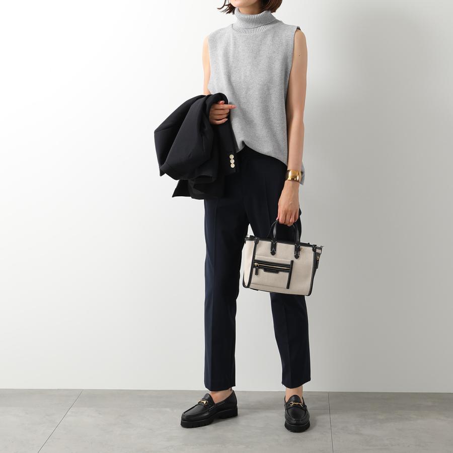 ANYA HINDMARCH（アニヤ・ハインドマーチ） ショルダーバッグ Pocket