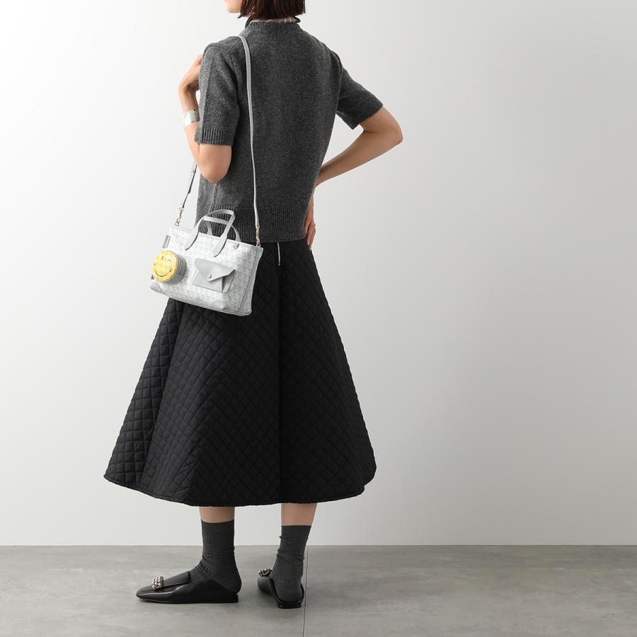 ANYA HINDMARCH アニヤハインドマーチ ショルダーバッグ I am a ANYA HINDMARCH アニヤハインドマーチ ショルダーバッグ I am a