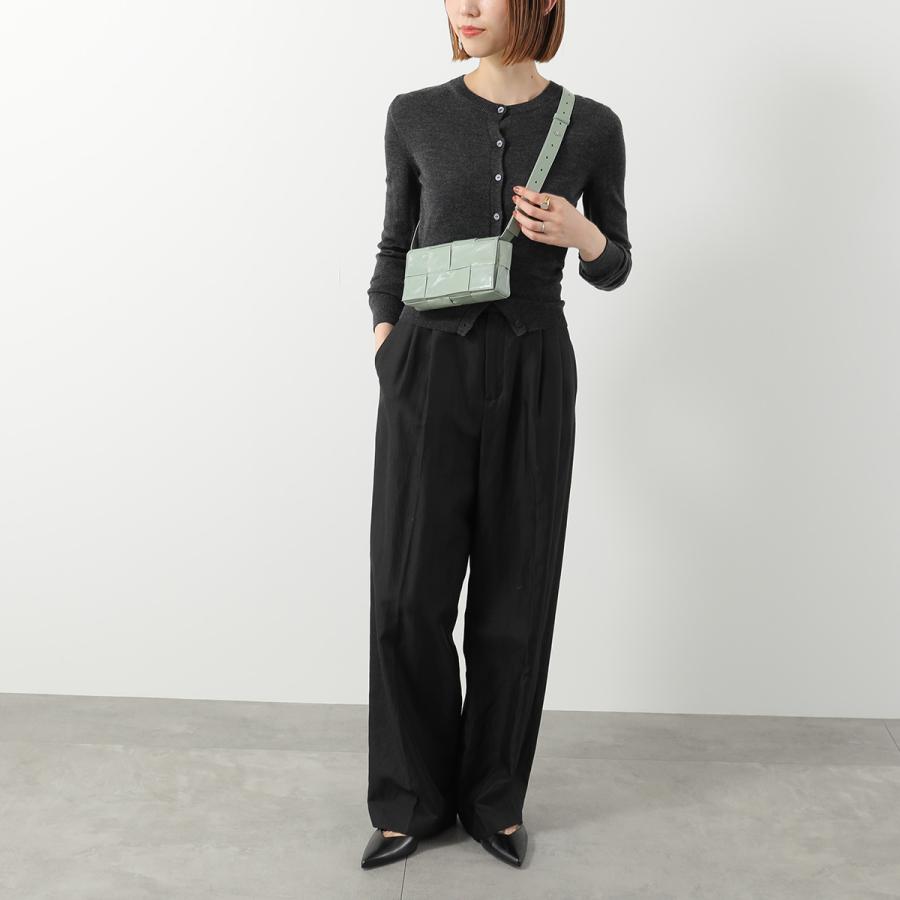 BOTTEGA VENETA（ボッテガ・ヴェネタ） ボディバッグ CASSETTE