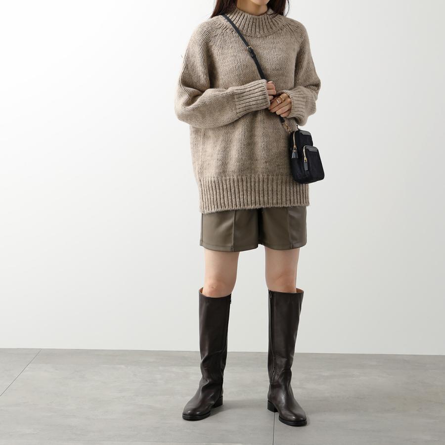 ANYA HINDMARCH（アニヤ・ハインドマーチ） ショルダーバッグ