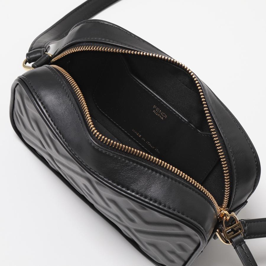 FENDI（フェンディ） ショルダーバッグ CAMERA CASE カメラケース