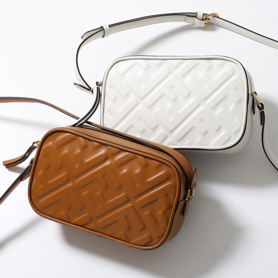FENDI（フェンディ） ショルダーバッグ CAMERA CASE カメラケース