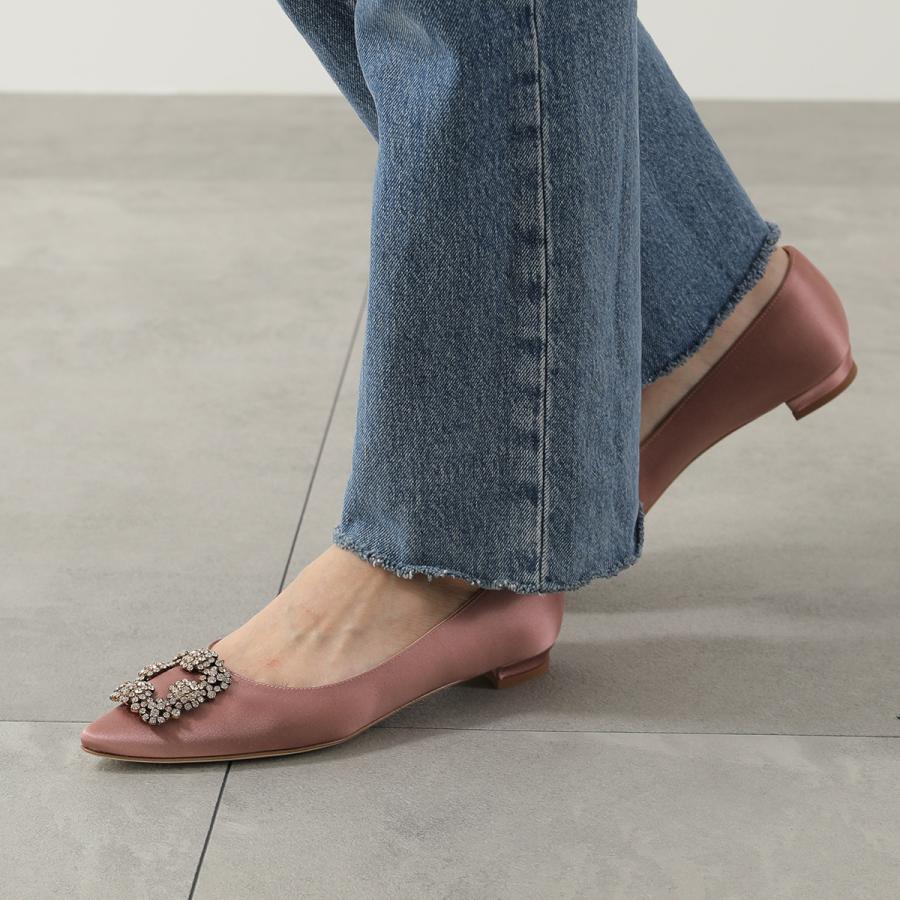 MANOLO BLAHNIK（マノロブラニク） パンプス HANGISIFLAT FMC CLC