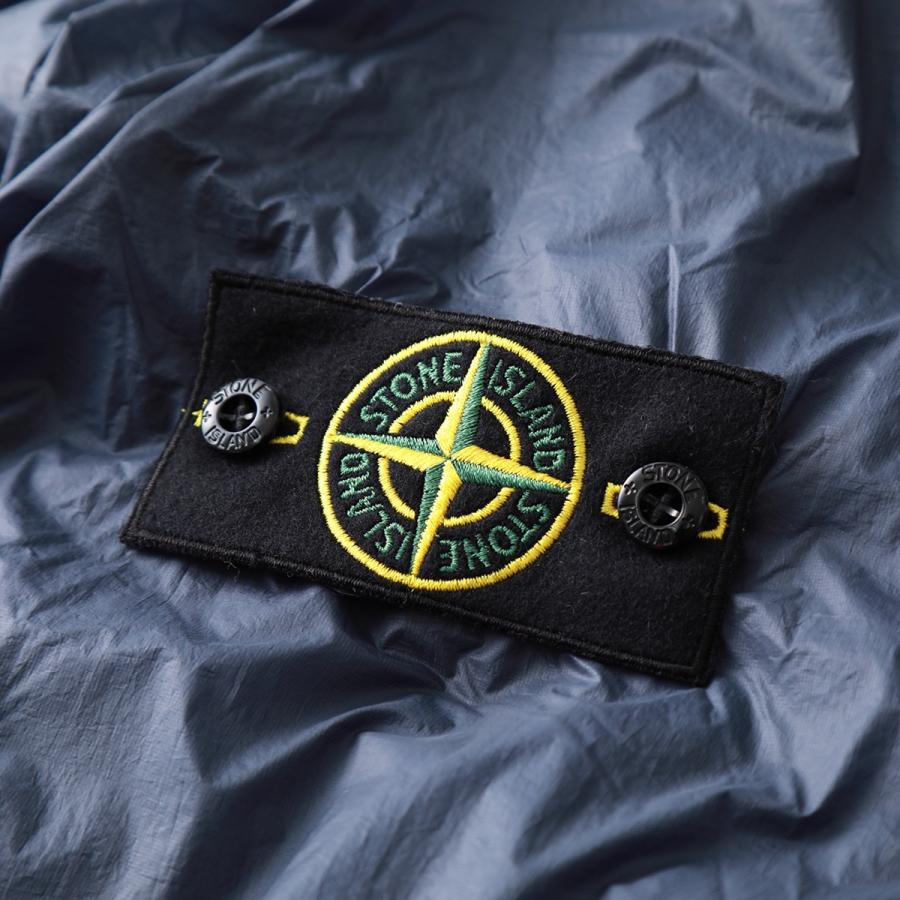 STONE ISLAND（ストーン アイランド） ジップアップジャケット