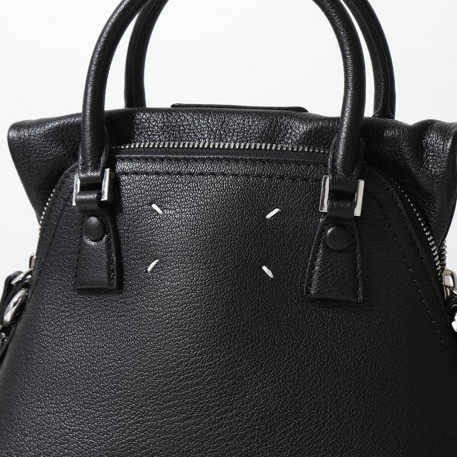 Maison Margiela ブラックレザーショルダーバッグ Maison Margiela（メゾンマルジェラ） 11 ショルダーバッグ 5AC