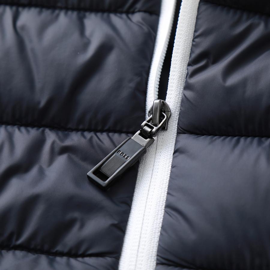 HUGO BOSS ヒューゴボス 中綿 ハンティング ジャケット フード付き HUGO BOSS（ヒューゴ・ボス） フード着脱 異素材切替 フラップ付き胸