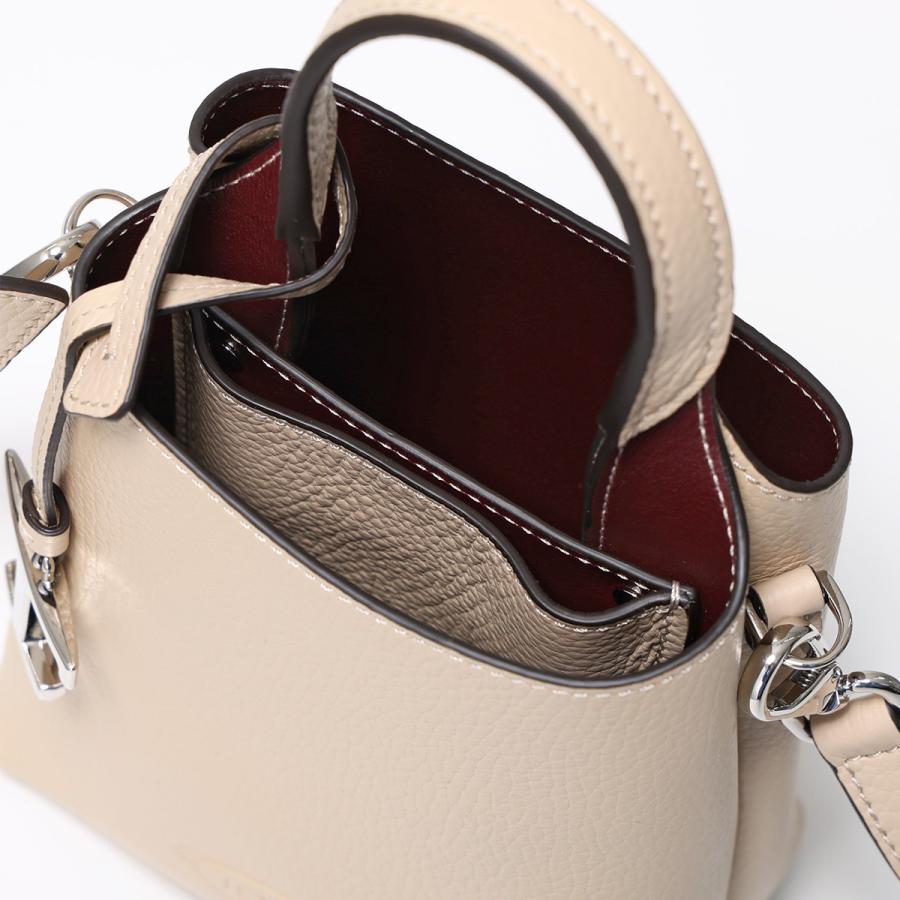 TOD'S（トッズ） 【カラー限定特価】TODS ショルダーバッグ マイクロ