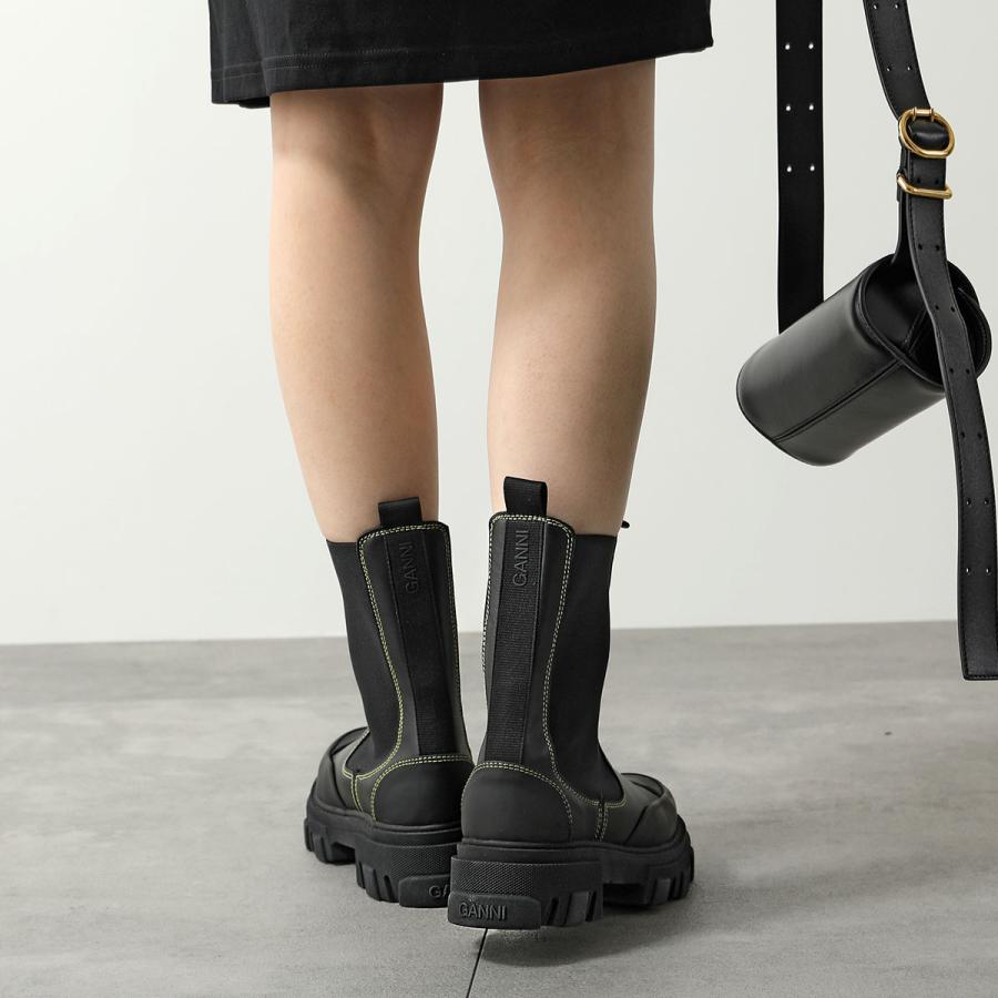 GANNI ガニー ショートブーツ Mid Chelsea Boot Yellow Stitch GANNI ガニー ショートブーツ Mid Chelsea Boot Yellow Stitch