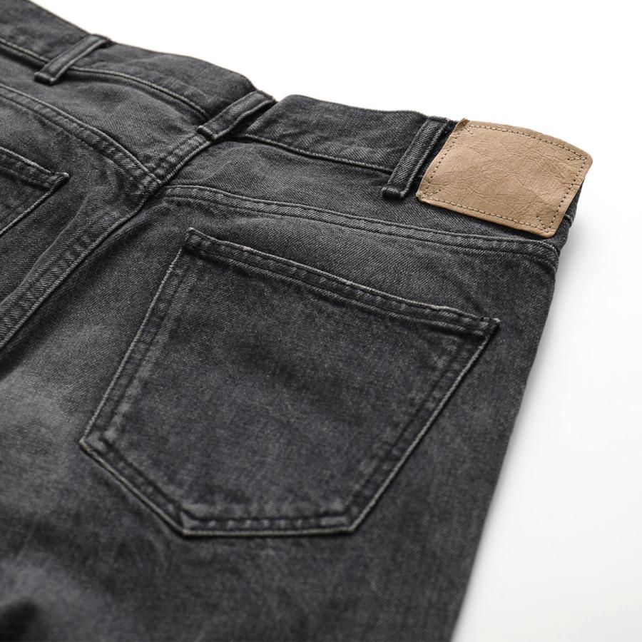 CELINE セリーヌ ジーンズ LOU ルージーンズ 2N782444W.08DK CELINE セリーヌ ジーンズ LOU ルージーンズ 2N782444W.08DK