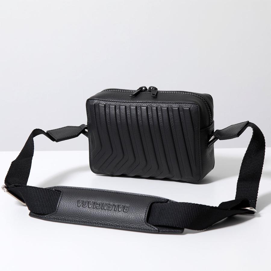 BALENCIAGA バレンシアガ ショルダーバッグ CAR CAMERA BAG カー 693542 2103I エンボスレザー クロスボディ ポシェット ロゴ 鞄 1000/BLACK｜s-musee｜06