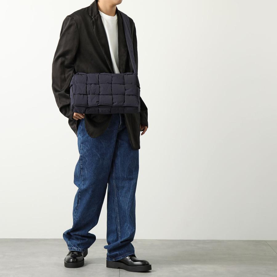 BOTTEGA VENETA（ボッテガ・ヴェネタ） ショルダーバッグ CASSETTE