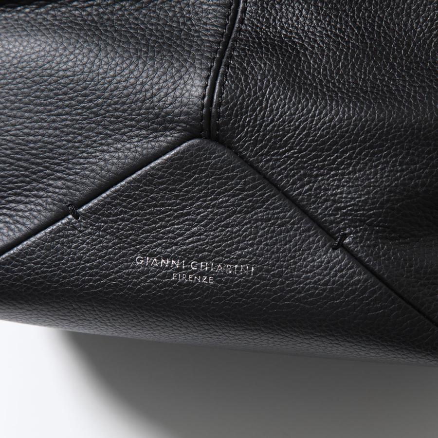 GIANNI CHIARINI 】新品未使用アジア(Sサイズ)革製トートバッグ GIANNI CHIARINI 】新品未使用アジア(Sサイズ)革製トートバッグ 【公式