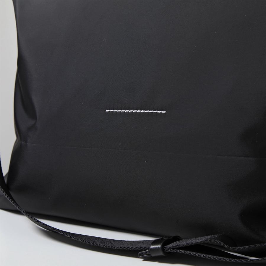 MM6 エムエムシックス メゾンマルジェラ ショルダーバッグ SB5WI0004