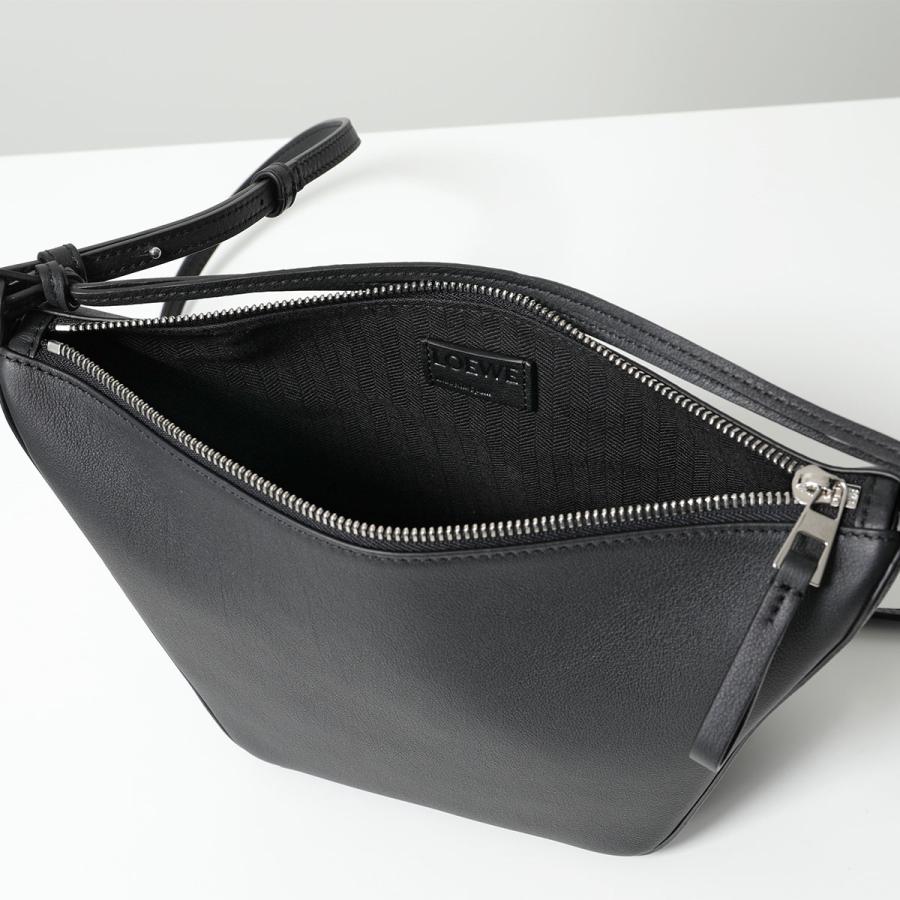 LOEWE（ロエベ） ショルダーバッグ HAMMOCK HOBO MINI ハンモック