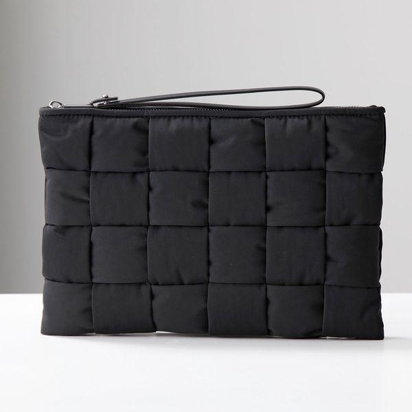 BOTTEGA VENETA（ボッテガ・ヴェネタ） クラッチバッグ 777273 V2ZN2