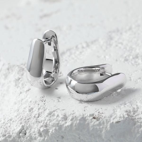 新品未使用 TOMWOOD トムウッド オイスター ピアス イヤリング シルバー TOM WOOD（トムウッド） フープピアス Oyster Hoops Small