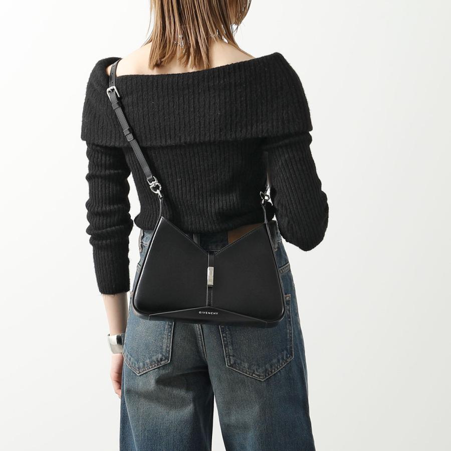 GIVENCHY ジバンシィ ショルダーバッグ CUTOUT ZIPPED GIVENCHY ジバンシィ ショルダーバッグ CUTOUT ZIPPED