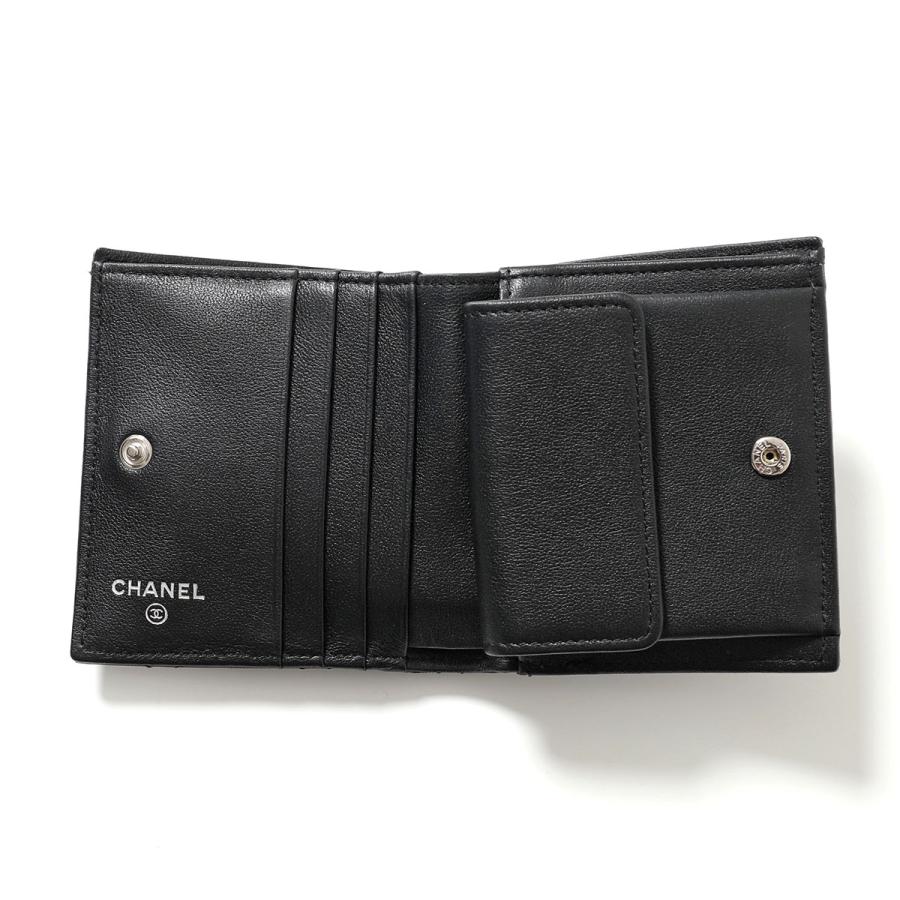 CHANEL（シャネル） 二つ折り財布 MATELASSE マトラッセ AP3726 B14929