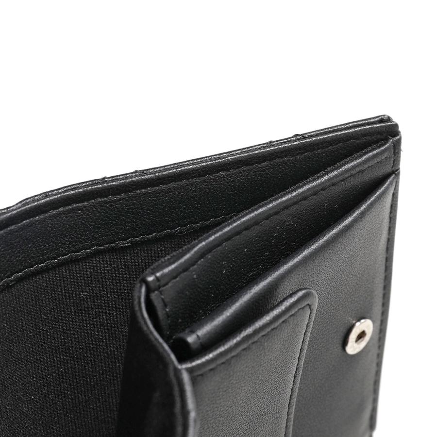 【新品未使用】シャネル ラムスキン Wファスナー ケース 二つ折り財布 CHANEL（シャネル） 二つ折り財布 MATELASSE マトラッセ AP3726 B14929