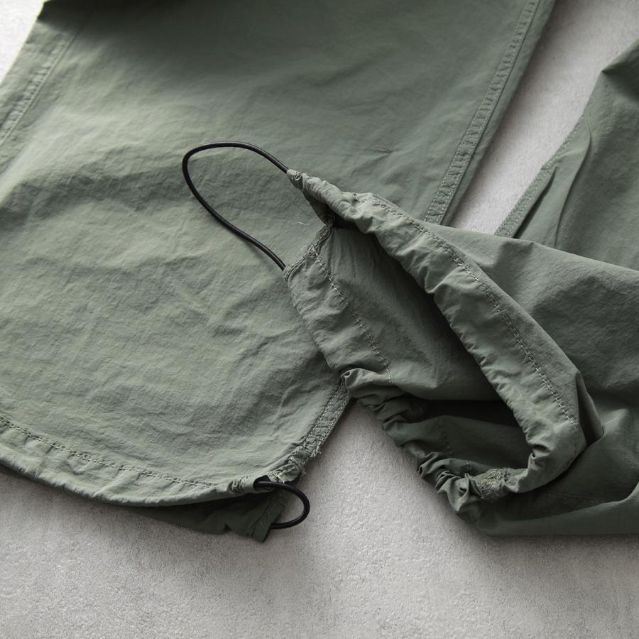 C.P. COMPANY（シーピーカンパニー） カーゴパンツ FLATT NYLON
