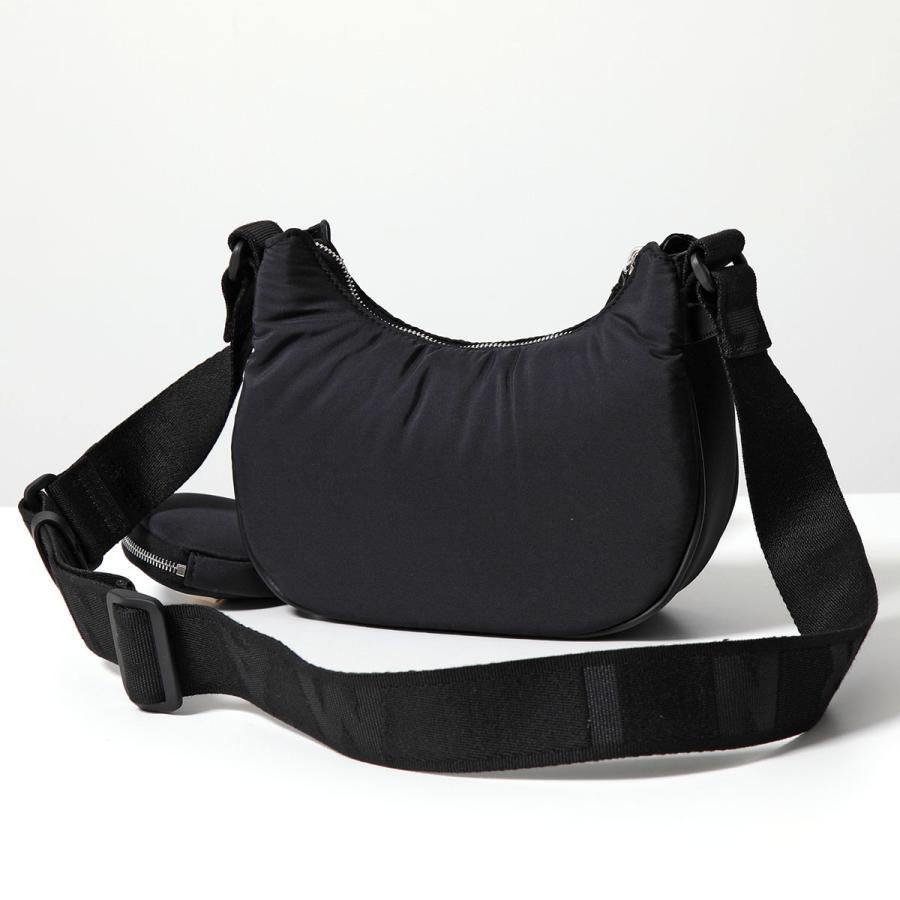 MARNI ショルダーバッグ　パフ　ナイロン　新品未使用 MARNI ☆パフショルダーバッグ ☆新品未使用