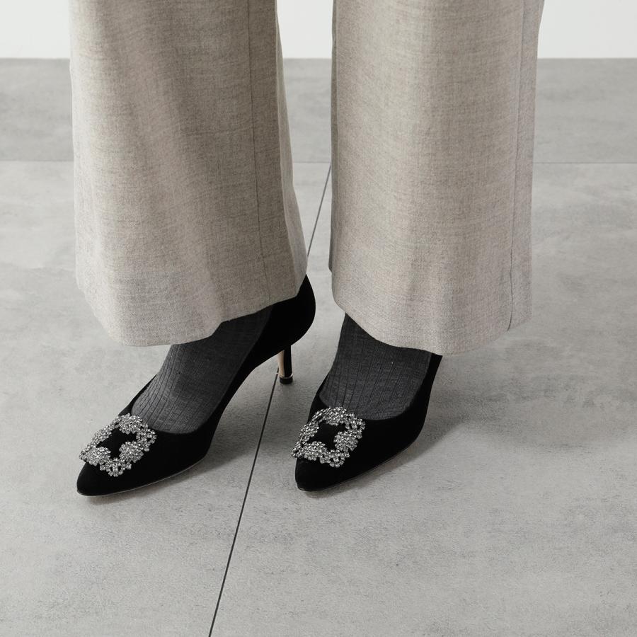 MANOLO BLAHNIK マノロブラニク パンプス HANGISI FMC VELVET MANOLO BLAHNIK マノロブラニク パンプス HANGISI FMC VELVET