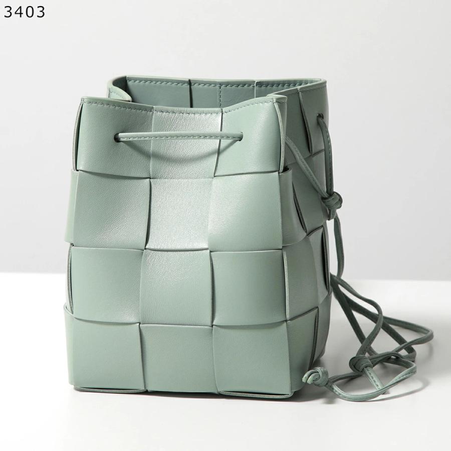 BOTTEGA VENETA（ボッテガ・ヴェネタ） ショルダーバッグ CASETTE