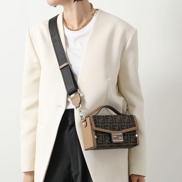 FENDI（フェンディ） ショルダーバッグ BAGUETTE SOFT TRUNK バゲット