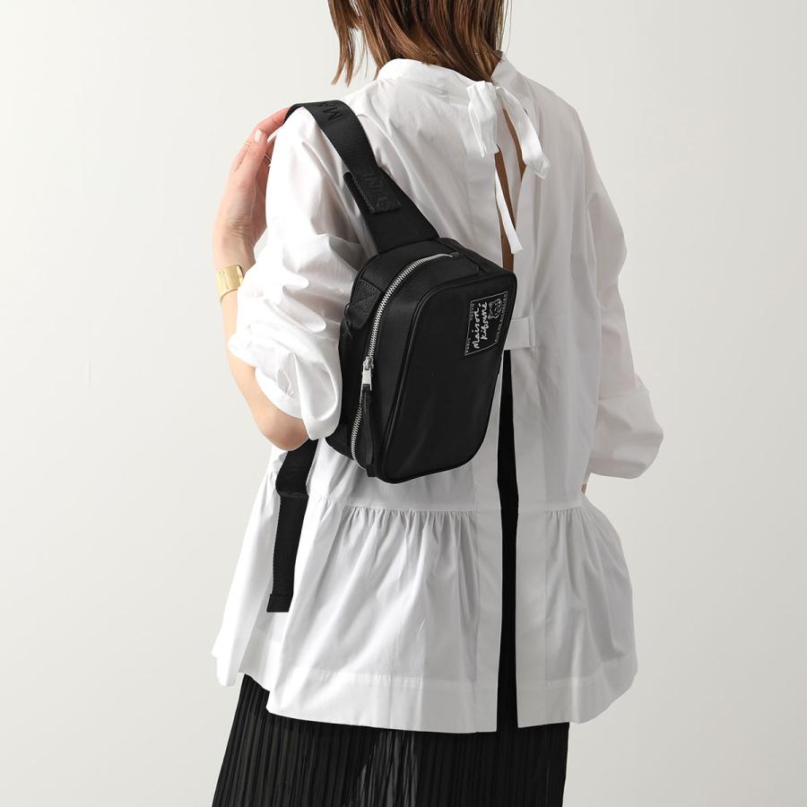 MAISON KITSUNE メゾンキツネ ボディバッグ MM05162WQ1001 MAISON KITSUNE メゾンキツネ ボディバッグ MM05162WQ1001