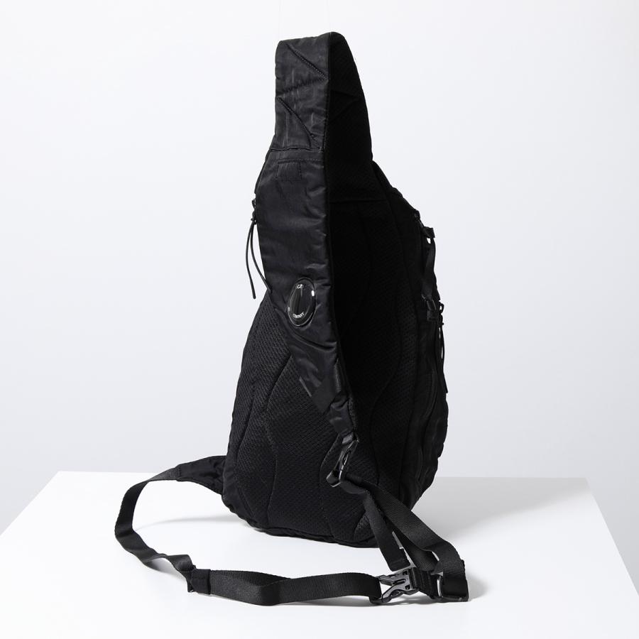 C.P.COMPANY シーピーカンパニー ボディバッグ Nylon B Crossbody Rucksack RCCMAC735A 20CMAC735A 005269G メンズ バックパック ナイロン 鞄 カラー6色の画像