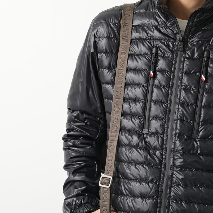 期間限定価格!!【美品】Christian Louboutin ボディバッグ Christian Louboutin（クリスチャンルブタン） ボディバッグ LOUBIFUNK